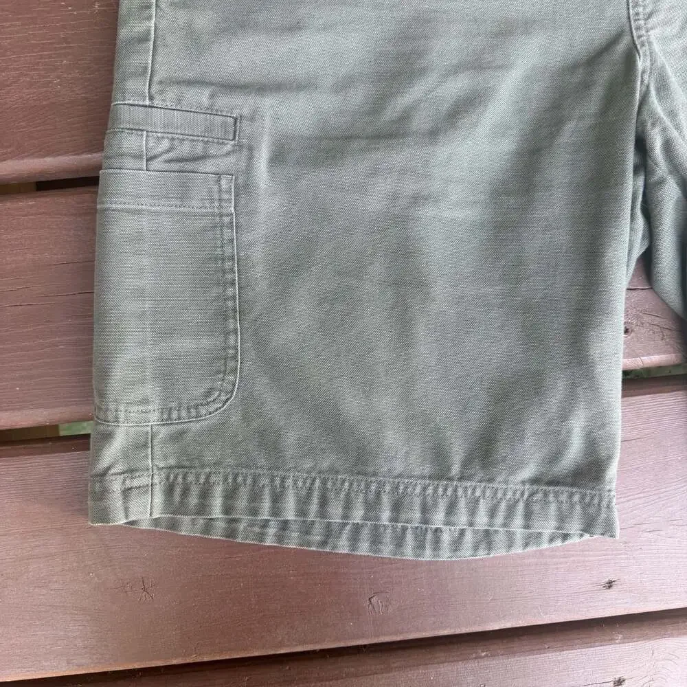 Patagonia Organic Cotton Green Canvas Utility Cargo Shorts Men's Size 32